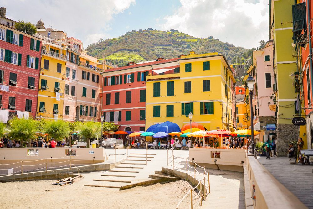 Visit us where we are in Vernazza Cinque Terre Liguria Gambero Rosso restaurant